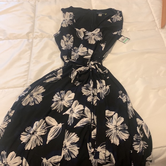 Tommy Hilfiger floral sleeveless dress - Picture 2 of 2